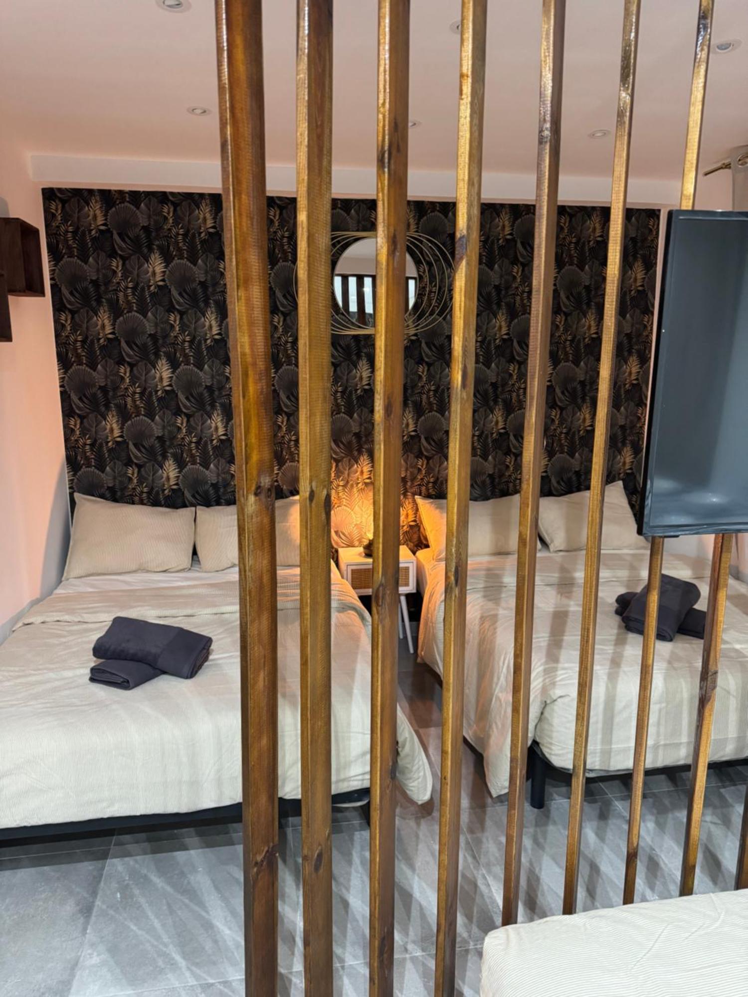 Luxury Apartments Near The Beach And Downtown Centrum 8 Alicante Exteriör bild