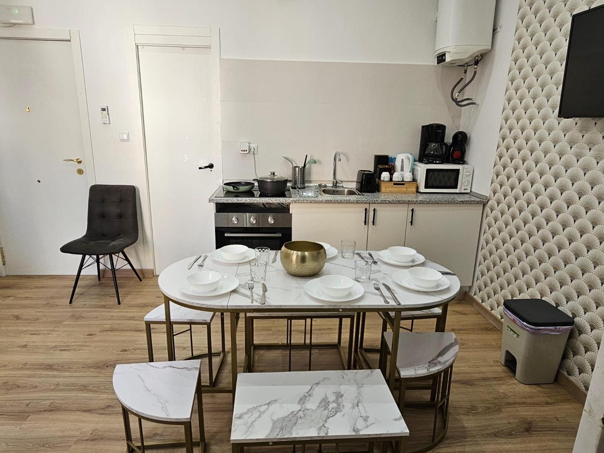 Luxury Apartments Near The Beach And Downtown Centrum 8 Alicante Exteriör bild