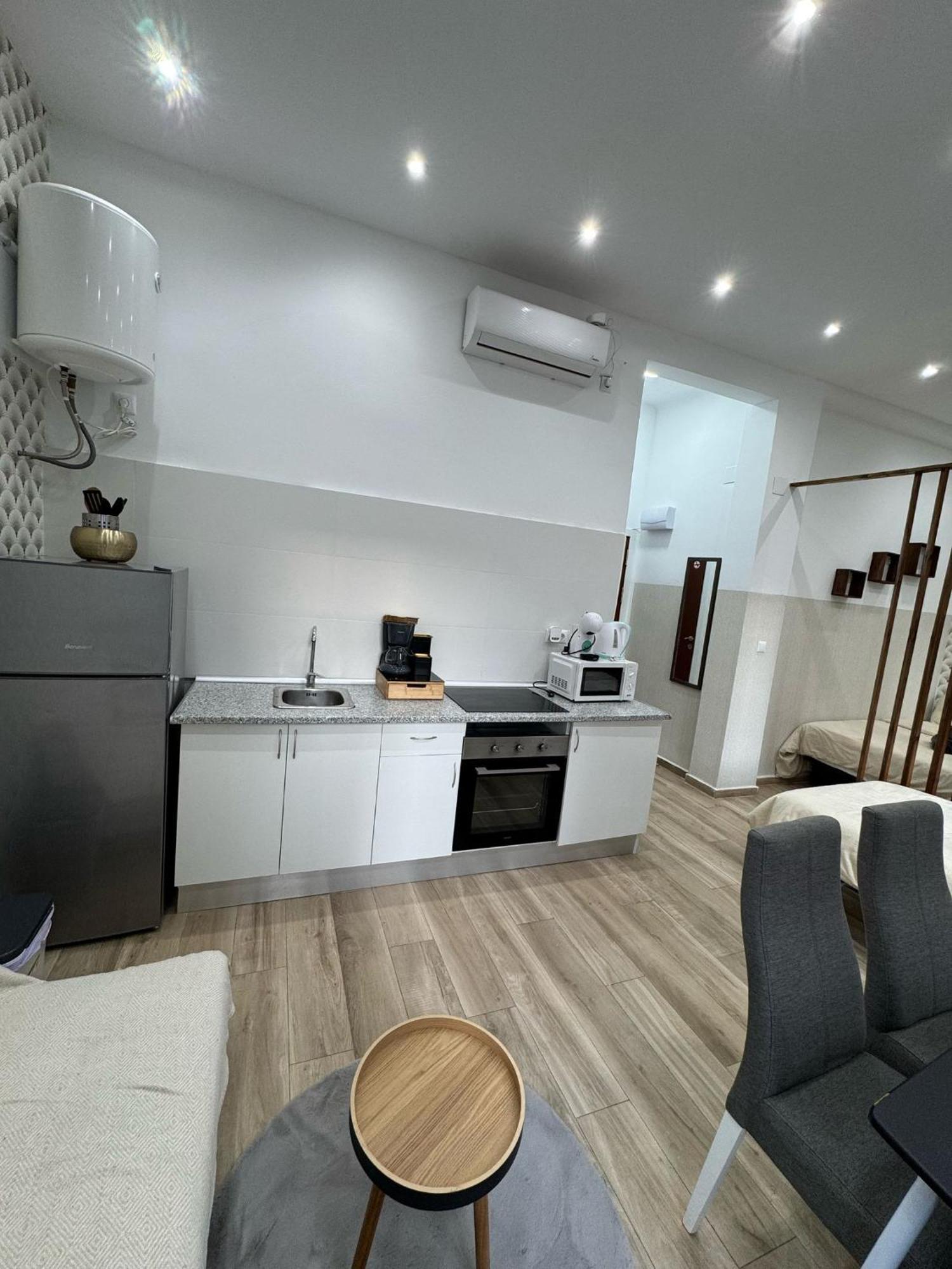 Luxury Apartments Near The Beach And Downtown Centrum 8 Alicante Exteriör bild