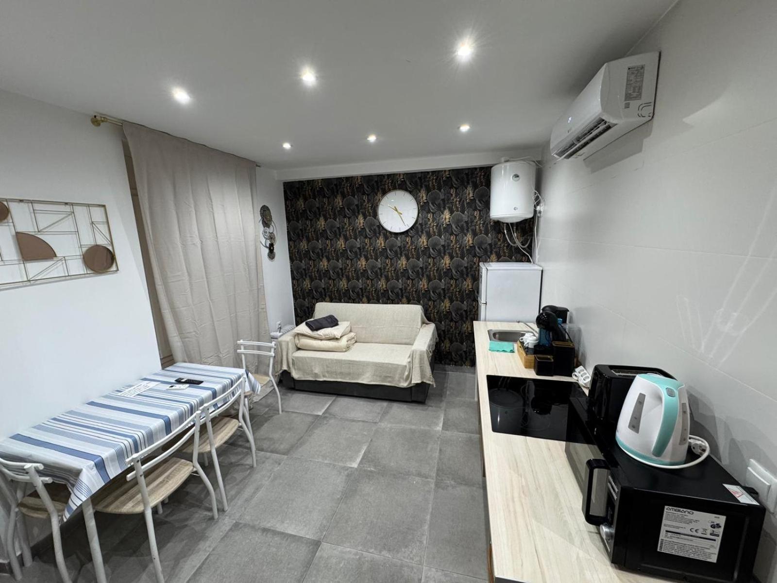 Luxury Apartments Near The Beach And Downtown Centrum 8 Alicante Exteriör bild