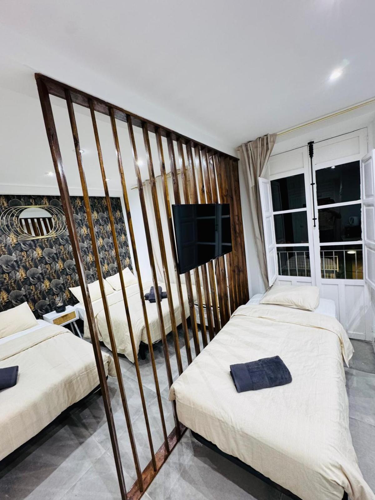 Luxury Apartments Near The Beach And Downtown Centrum 8 Alicante Exteriör bild